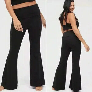 Aerie OFFLINE The Hugger Foldover Flare Hi-Rise Leggings  SIZE L SHORT INSEAM